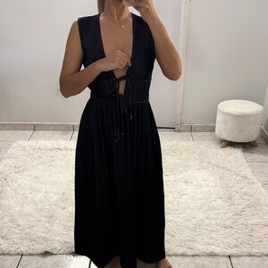 Elegant Jean Sleeveless Maxi Dress NWOT